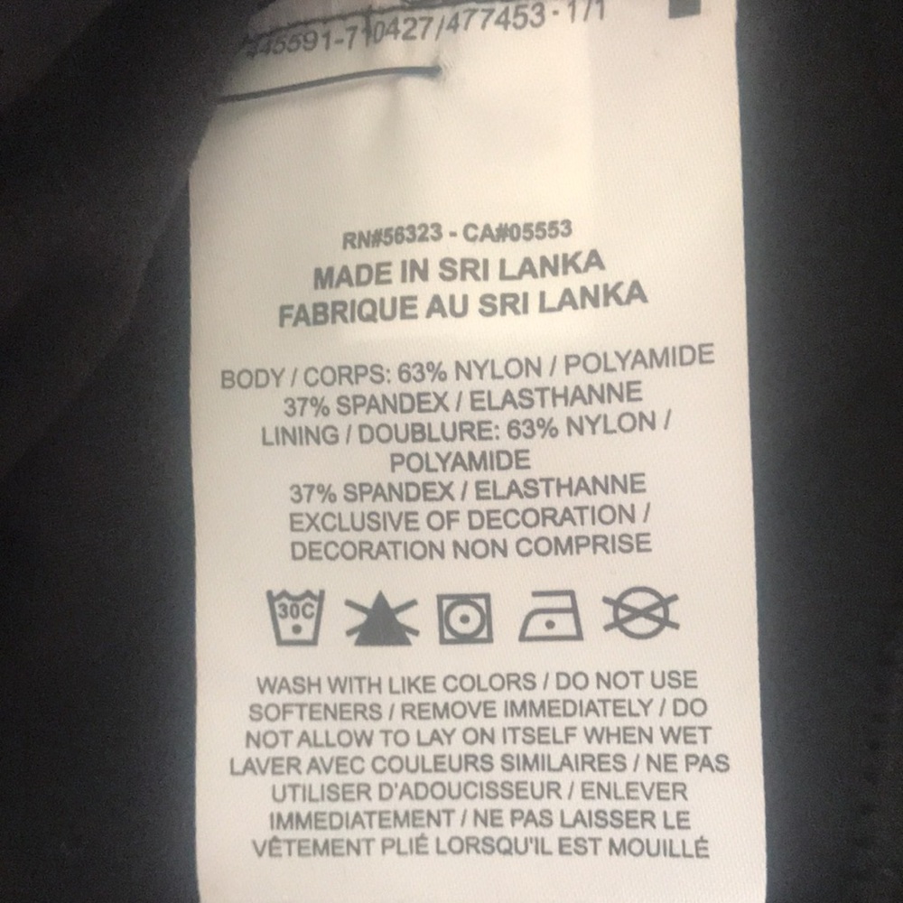 Nike Athletic/Athleisure Crop Top/Bra, NWT! - Picture 8 of 8